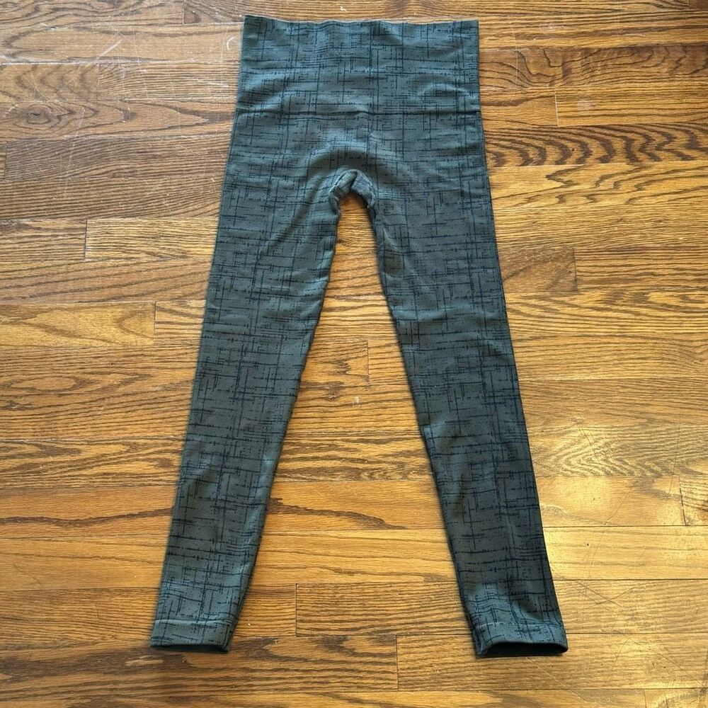 SPANX Look at Me Now Seamless Leggings in Olive Green Crosshatch